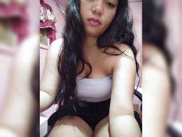 hornylittleprincess69 webcam