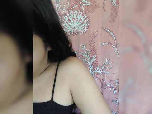 hornylittleprincess69