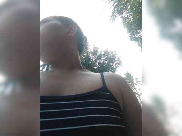 hornylittleprincess69 webcam