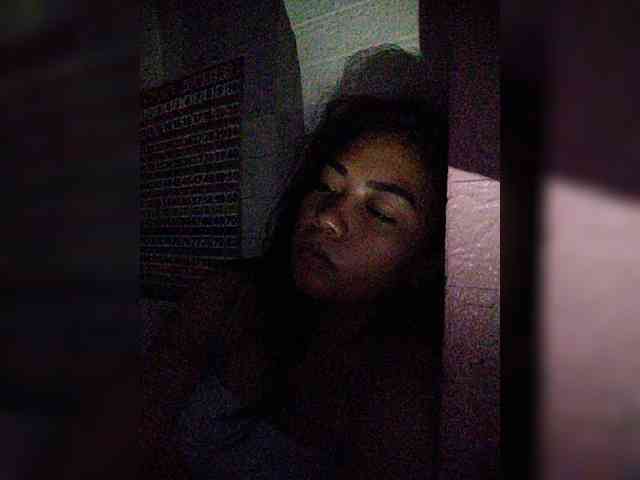 hornylittleprincess69 webcam