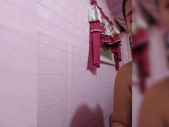 hornylittleprincess69 webcam