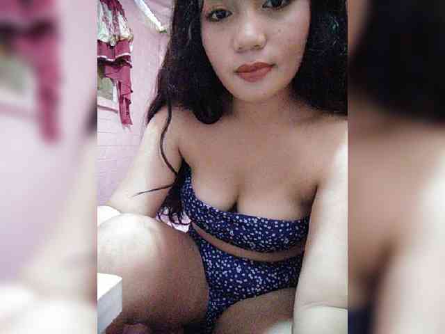 hornylittleprincess69 webcam
