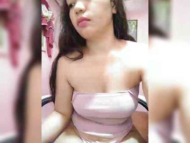 hornylittleprincess69