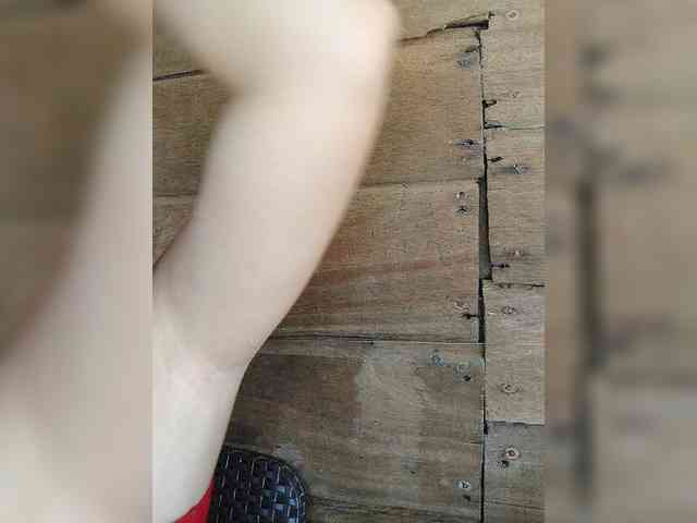 hornylittleprincess69