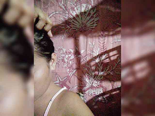 hornylittleprincess69 webcam