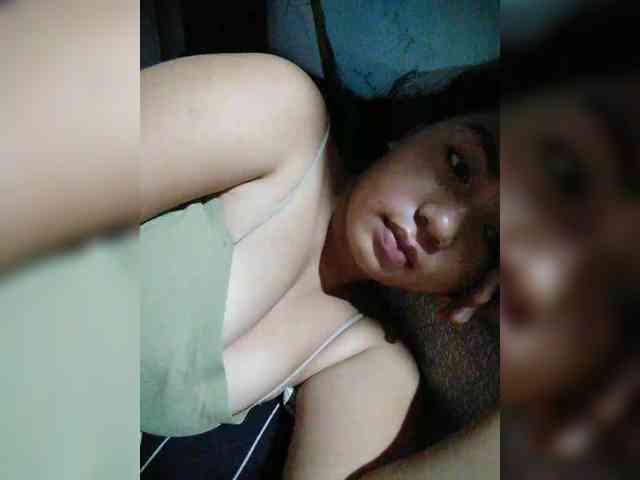 hornylittleprincess69 webcam