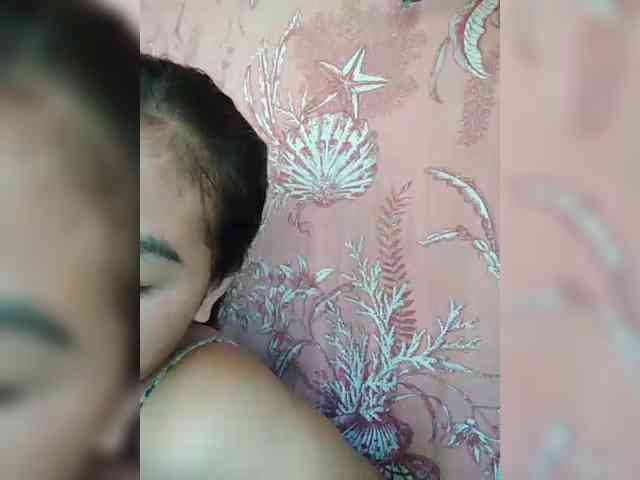 hornylittleprincess69 webcam