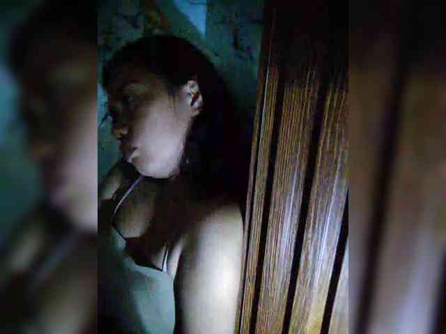 hornylittleprincess69 webcam