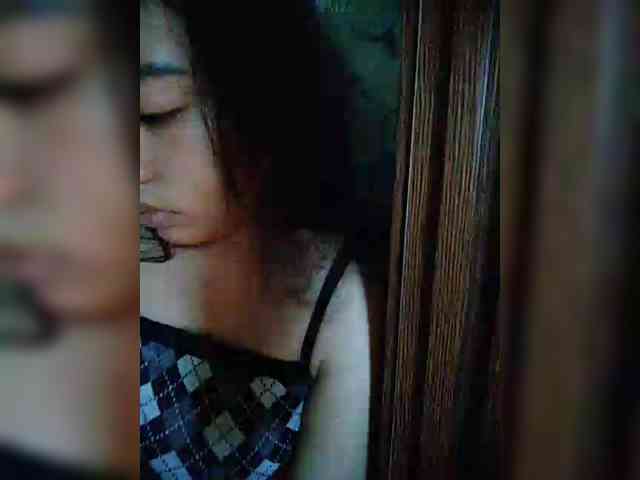 hornylittleprincess69 webcam