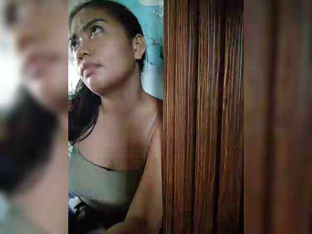 hornylittleprincess69 webcam