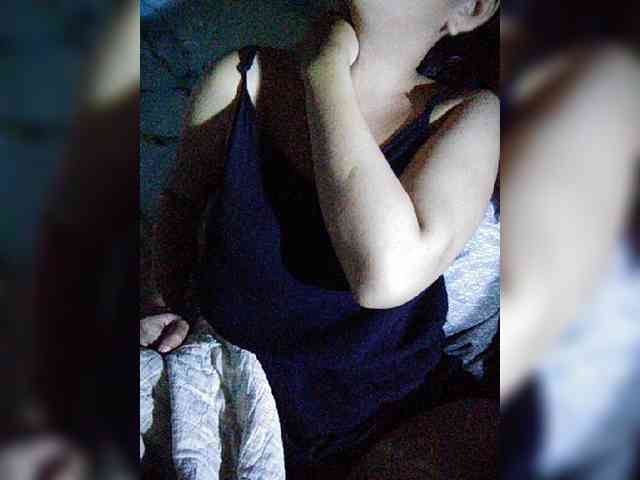 hornylittleprincess69 webcam