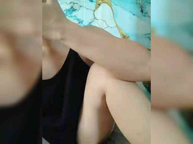 hornylittleprincess69 webcam