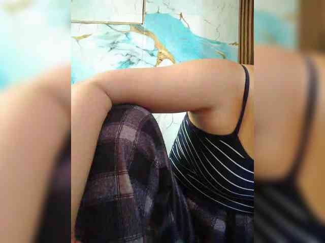 hornylittleprincess69