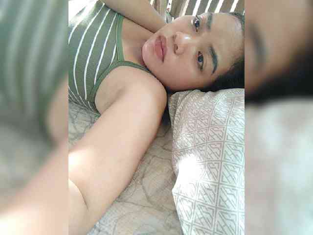 hornylittleprincess69 webcam