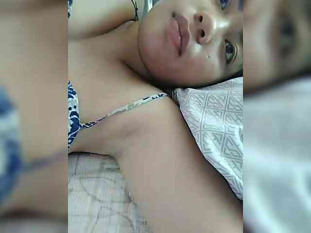 hornylittleprincess69 webcam