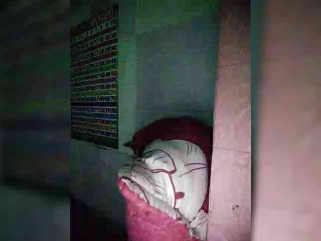 hornylittleprincess69