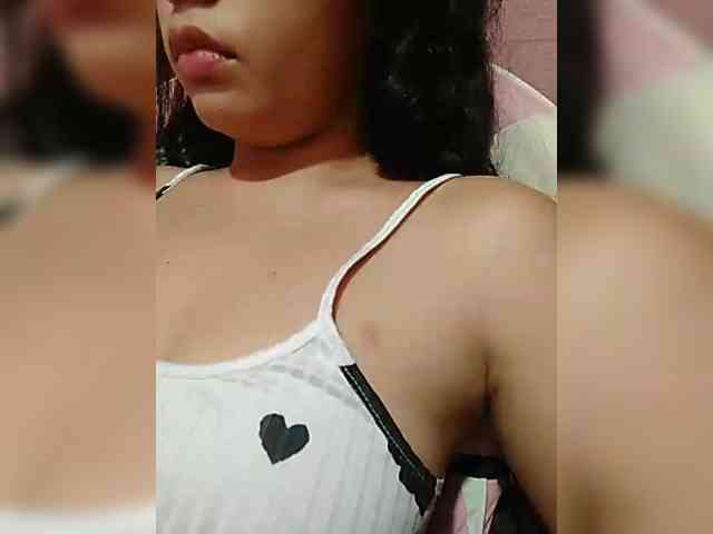 hornylittleprincess69 webcam
