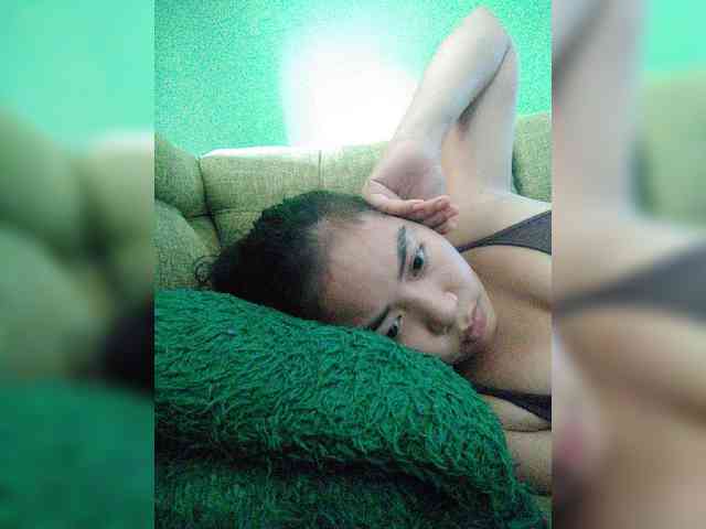 hornylittleprincess69 webcam