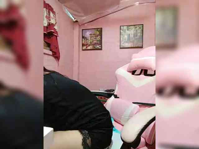 hornylittleprincess69 webcam