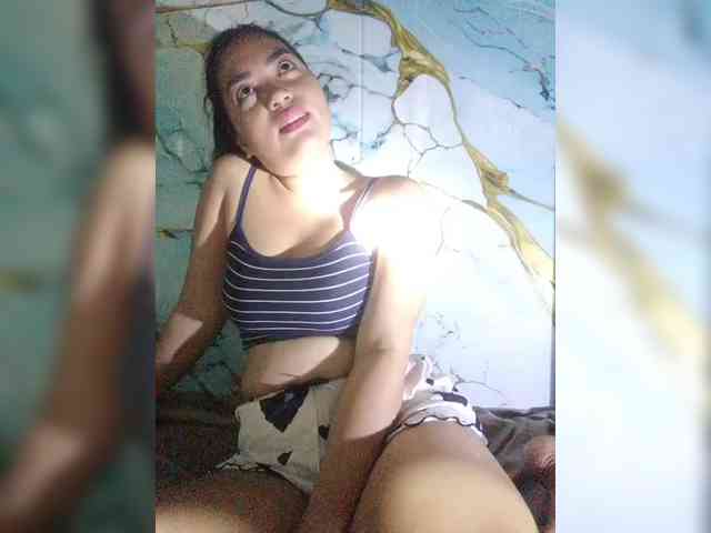 hornylittleprincess69 webcam