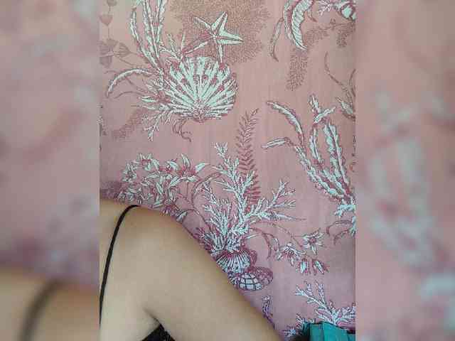 hornylittleprincess69