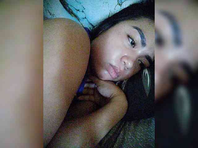 hornylittleprincess69 webcam
