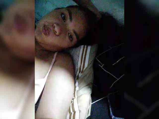 hornylittleprincess69 webcam