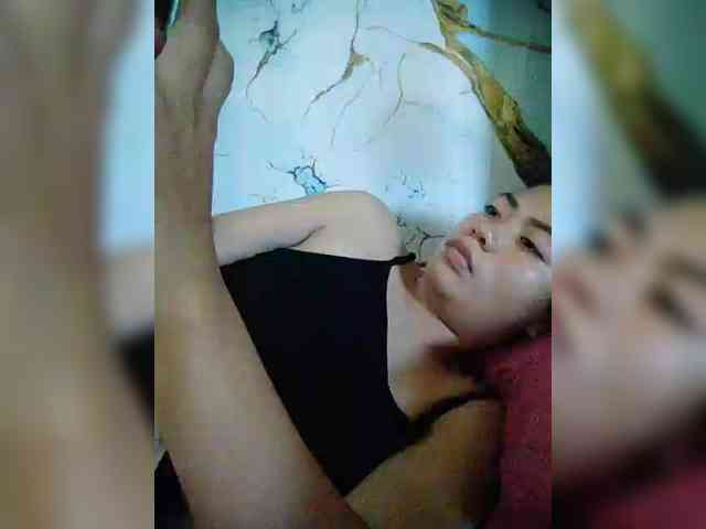 hornylittleprincess69 webcam