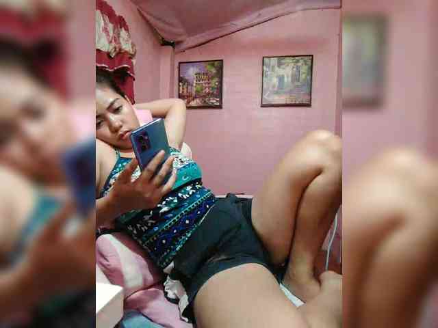 hornylittleprincess69 webcam