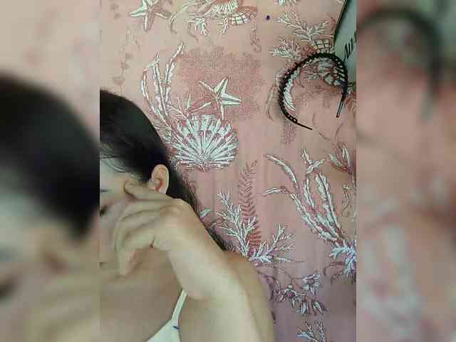 hornylittleprincess69 webcam