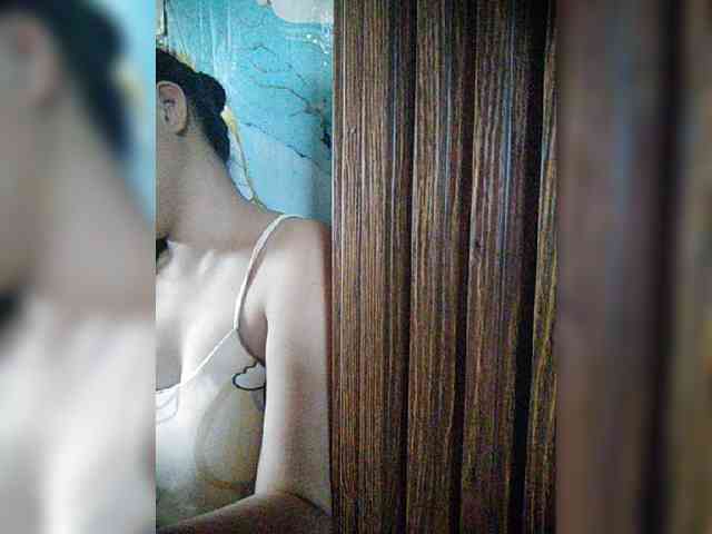 hornylittleprincess69 webcam