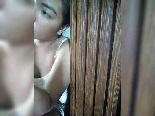 hornylittleprincess69 webcam