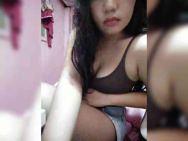 hornylittleprincess69 webcam
