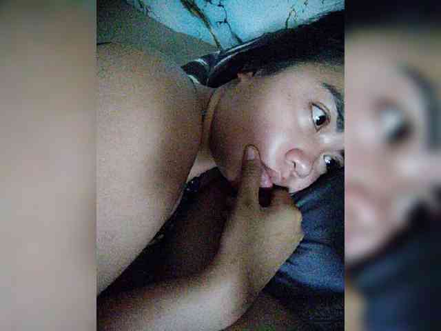 hornylittleprincess69 webcam