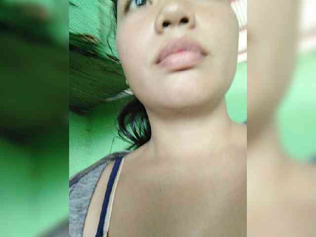 hornylittleprincess69 webcam