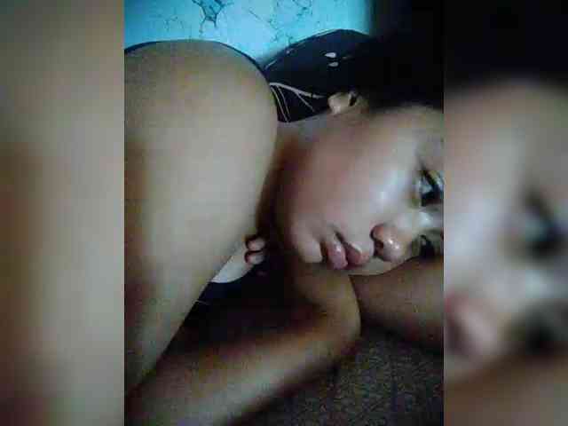 hornylittleprincess69 webcam