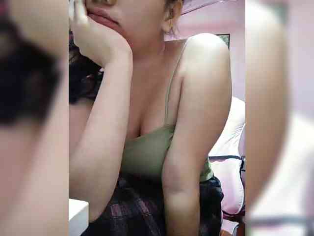 hornylittleprincess69 webcam