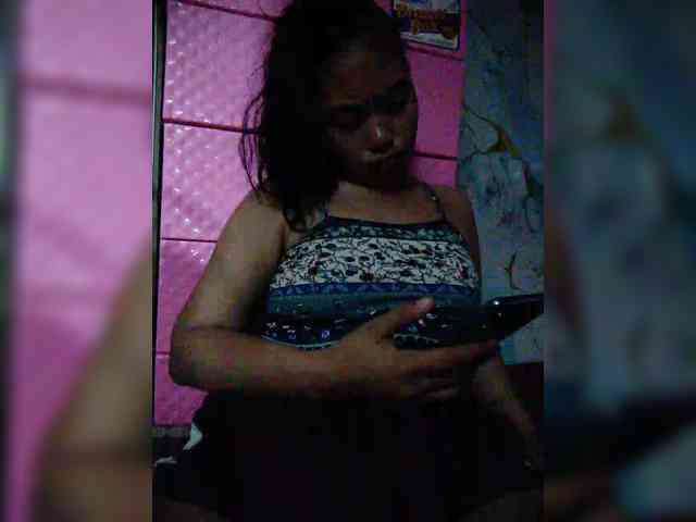 hornylittleprincess69 webcam