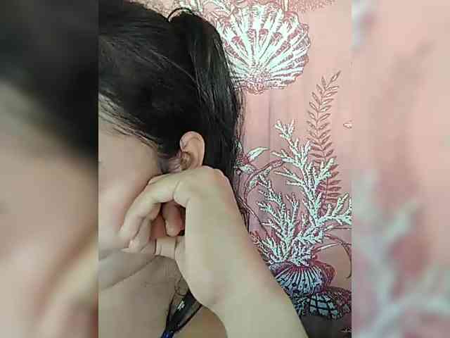 hornylittleprincess69 webcam