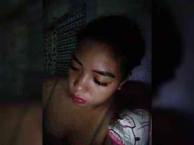 hornylittleprincess69 webcam