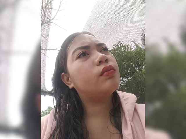 hornylittleprincess69