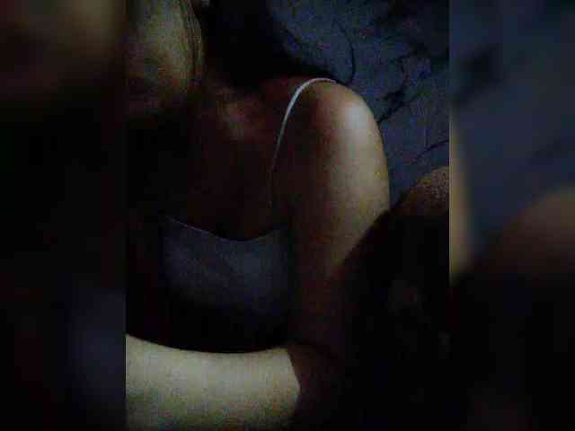 hornylittleprincess69 webcam
