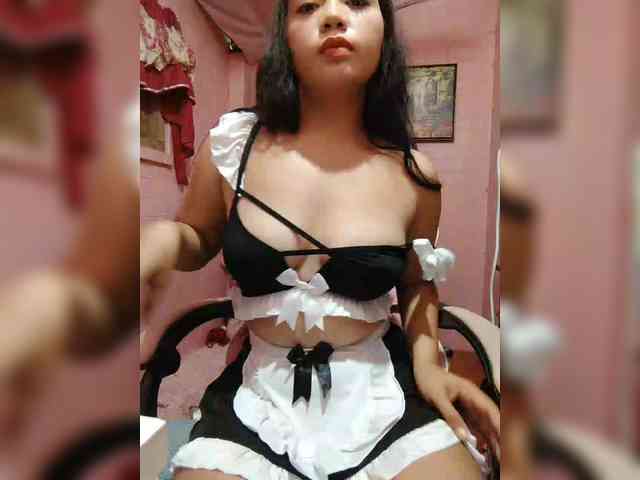 hornylittleprincess69 webcam