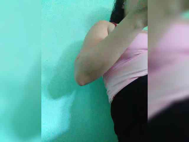 hornylittleprincess69 webcam