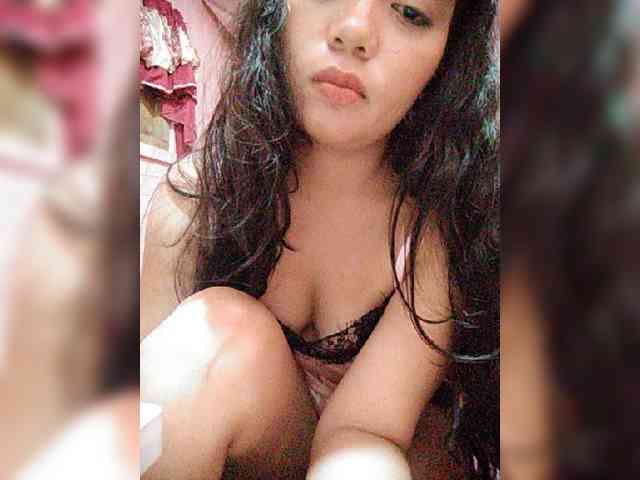 hornylittleprincess69 webcam