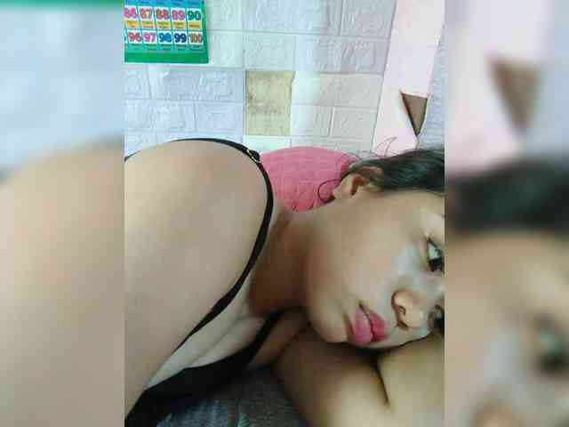 hornylittleprincess69