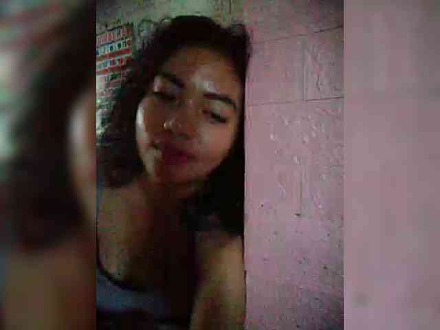 hornylittleprincess69 webcam