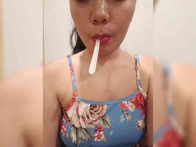 hornylittleprincess69