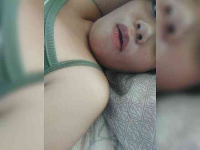 hornylittleprincess69 webcam