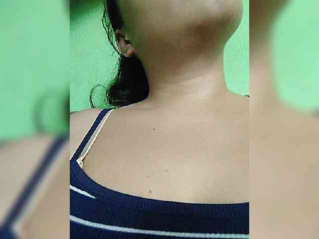 hornylittleprincess69 webcam